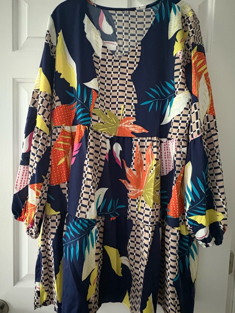 New Colorful Hawaiian Print Long Sleeve v Neck Baby Doll Tiered Dress.  Size XL